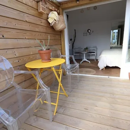 Le Cabanon Du Cachalot Bed & Breakfast
